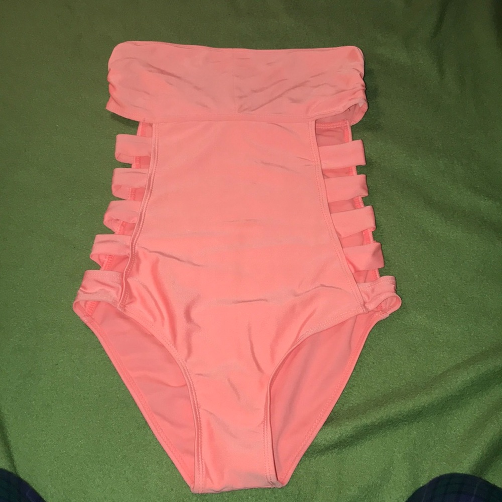 Strapless one piece